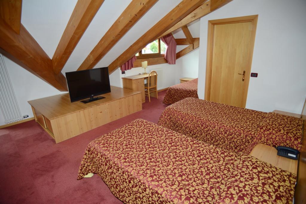 Hotel Canada Andalo Room photo